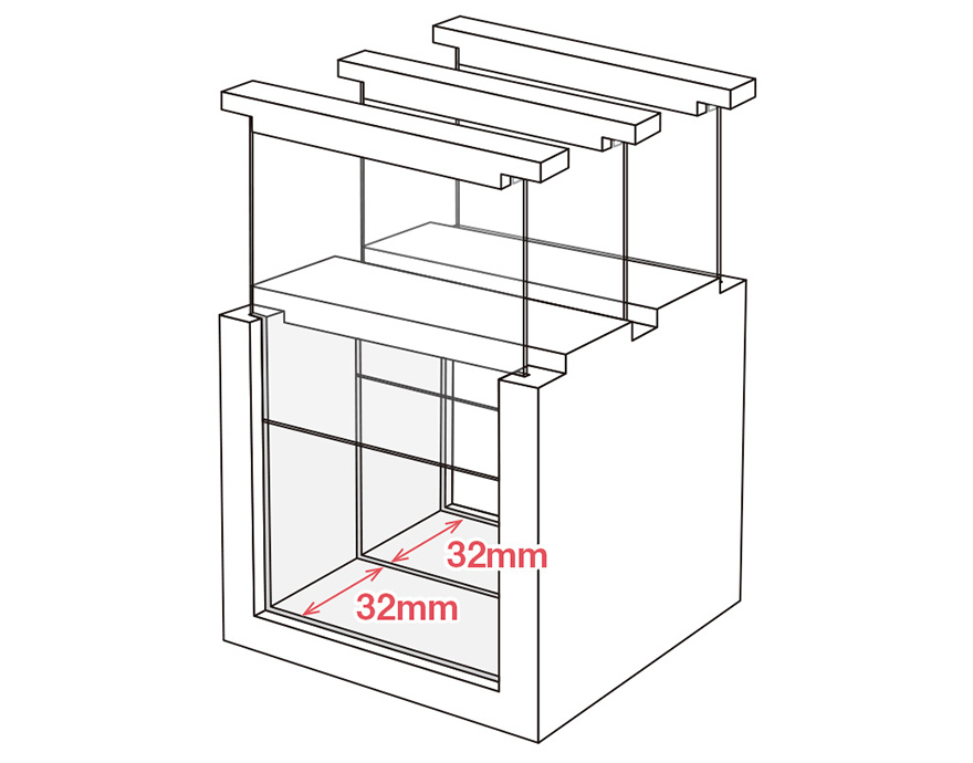  アクリル間の奥行きは32mm