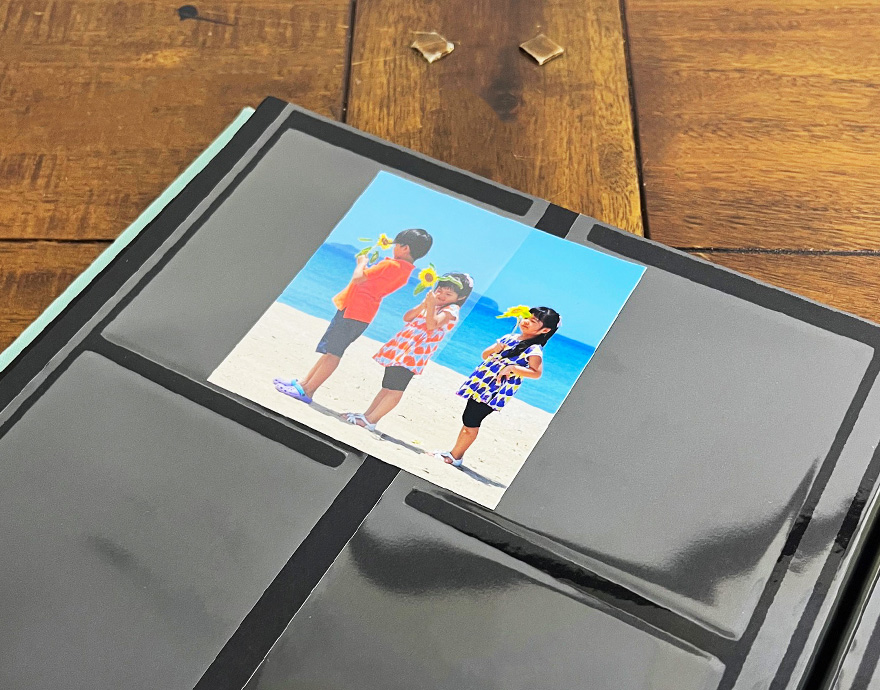  中台紙は内側から差し込むタイプです